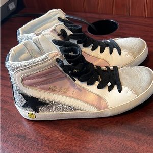 Golden goose kids slides glitter like new size 31.